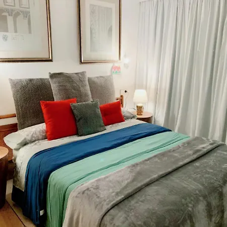 Sweethome - Campo De Golf Ibiza 10 住宿加早餐酒店 *